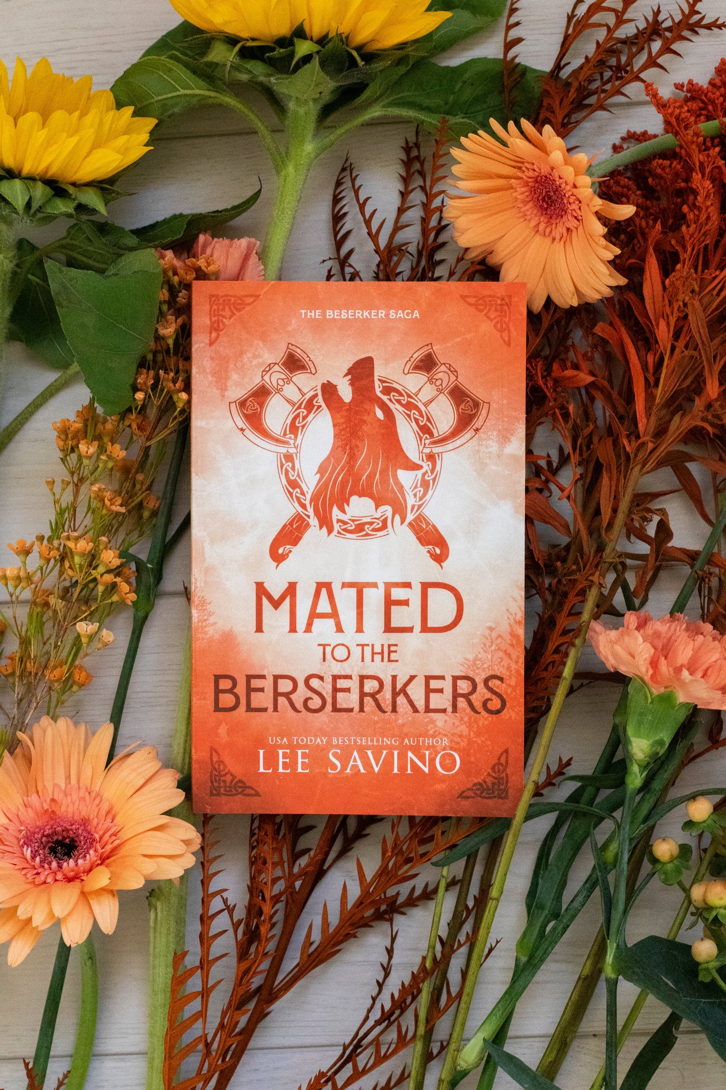2. Mated to the Berserkers: A Ménage Shifter Romance - Discreet Paperback
